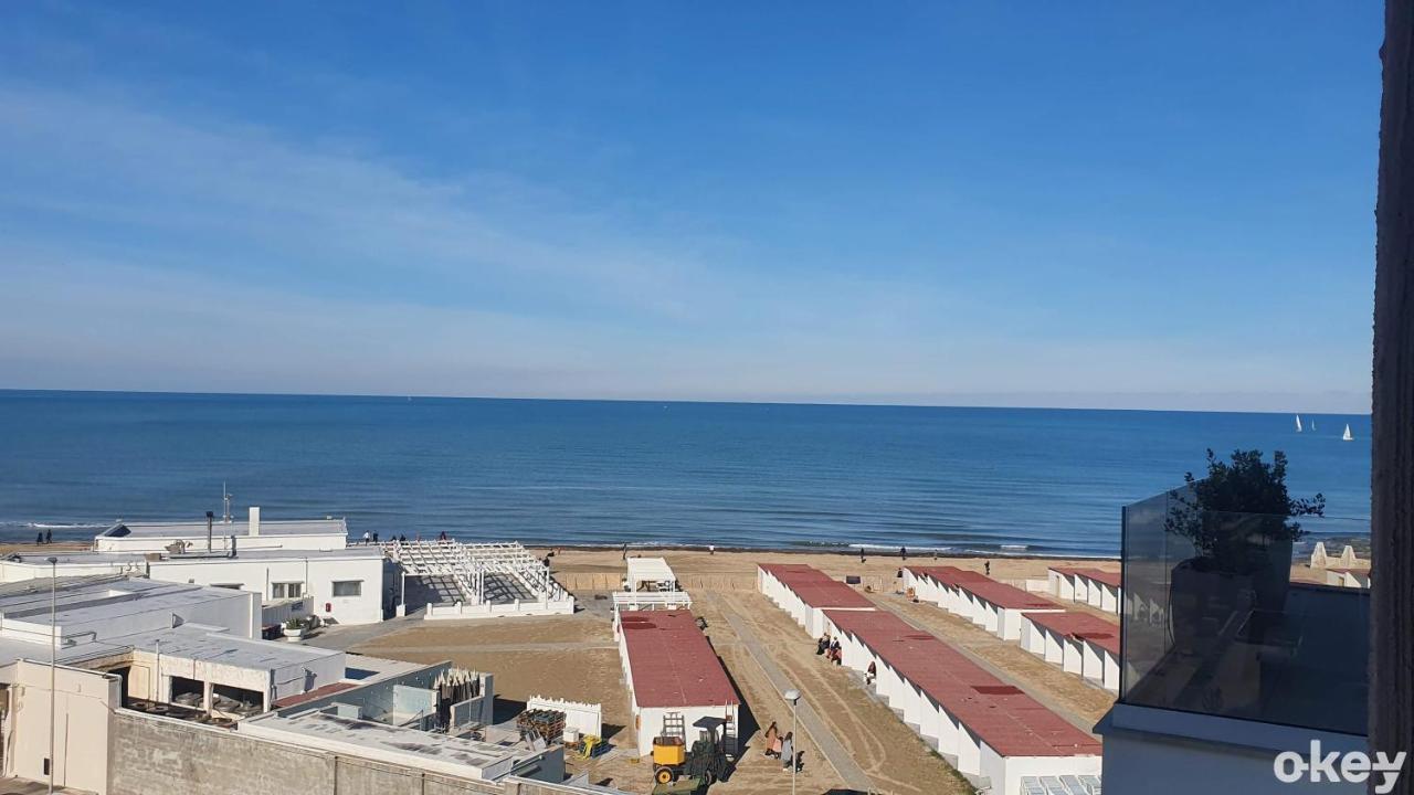 Seven Seas Luxury Apartments - Bari San Girolamo Екстериор снимка