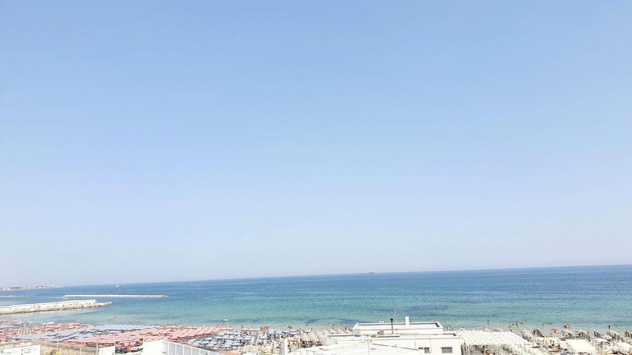 Seven Seas Luxury Apartments - Bari San Girolamo Екстериор снимка