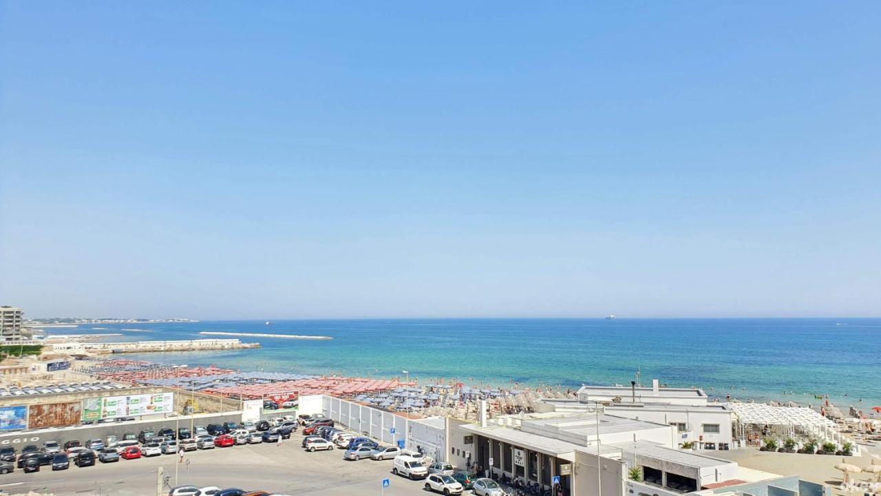 Seven Seas Luxury Apartments - Bari San Girolamo Екстериор снимка